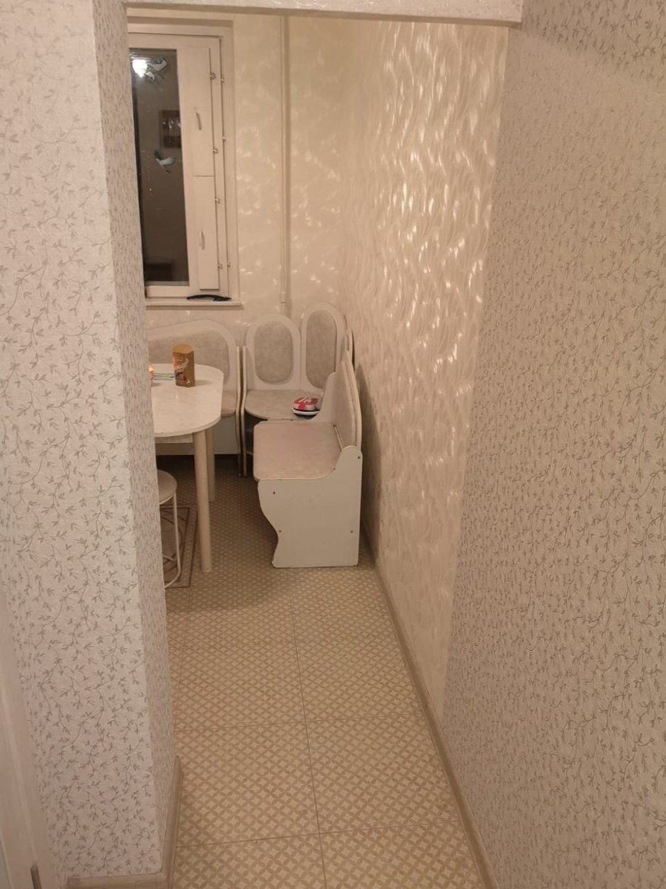 Кухня без двери в коридор