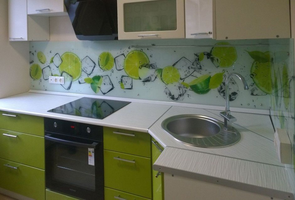 Фартук с рисунком Лайма