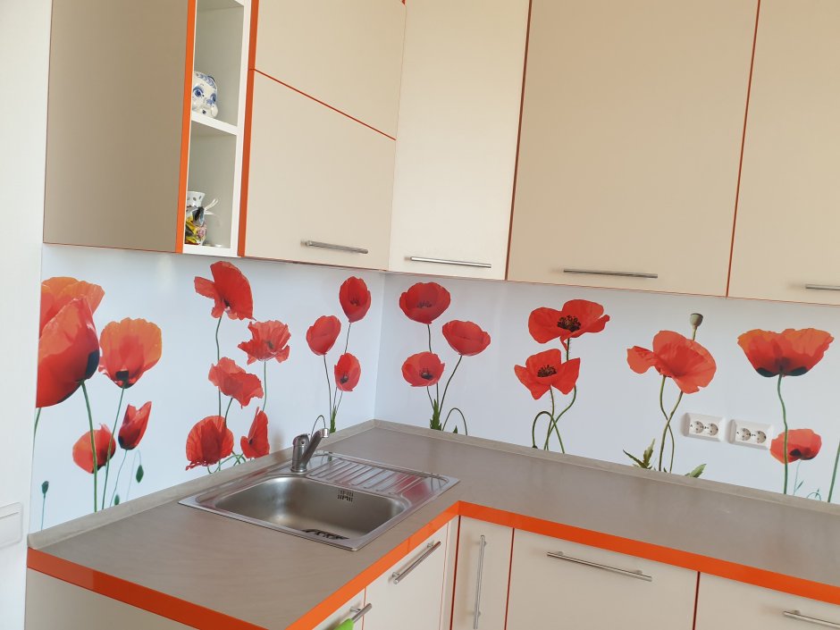 Кухонный фартук из пластика