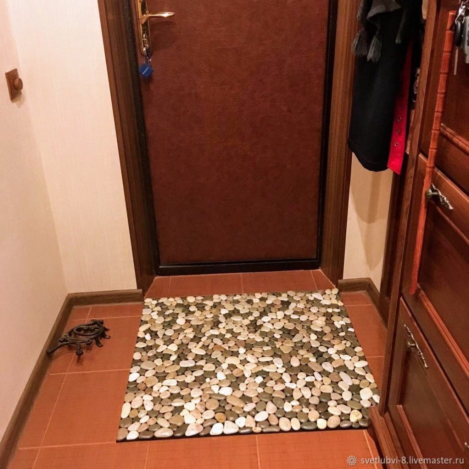 Необычный коврик в прихожую