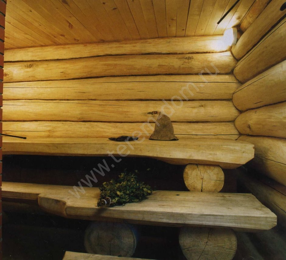 Полки в бане из бревна