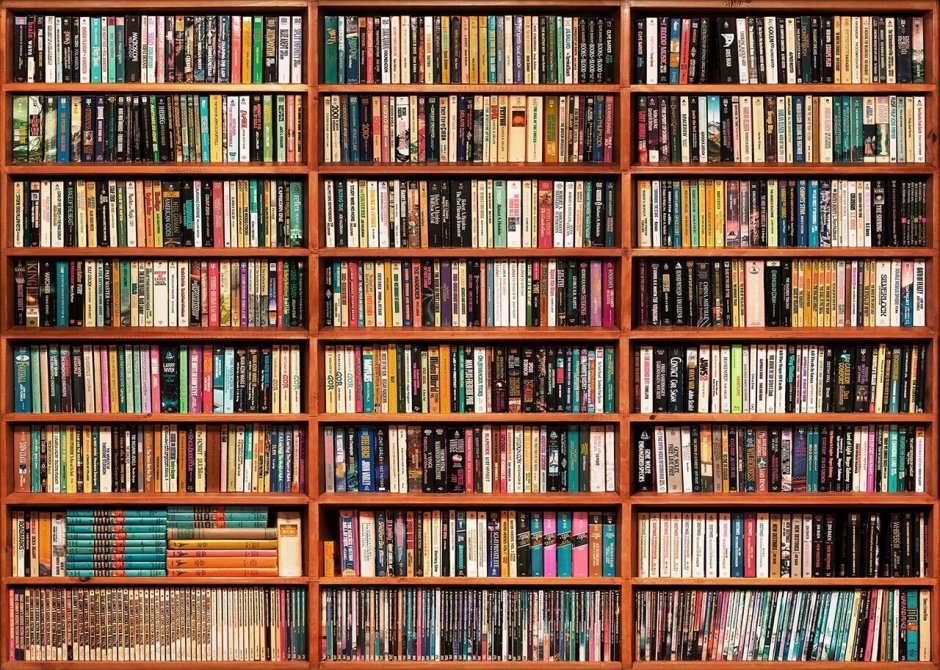 Книжный шкаф