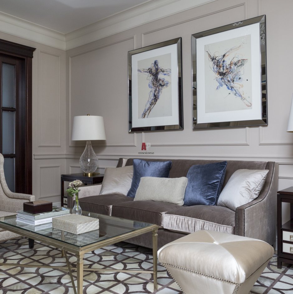 Неоклассика гостиная молдинги