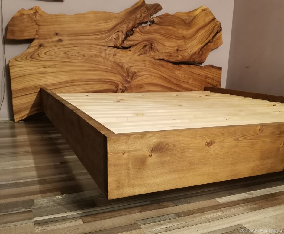 Кровать массив карагача