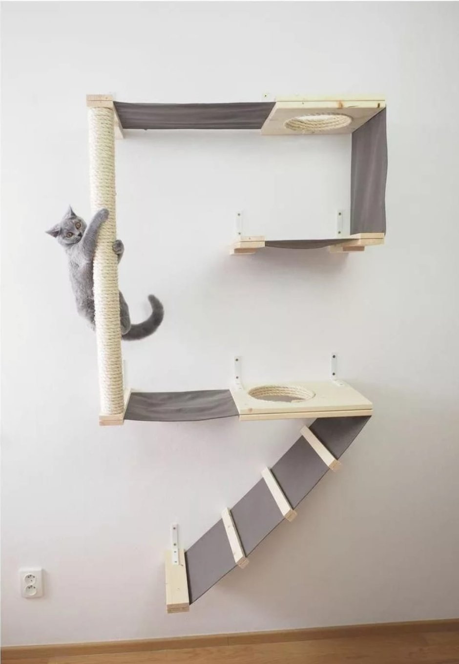 Настенные полки для кошек