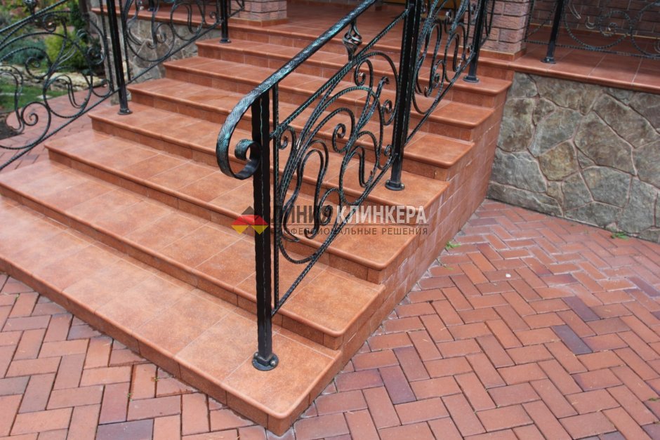 Напольная клинкерная плитка Stroeher Roccia Ferro 839