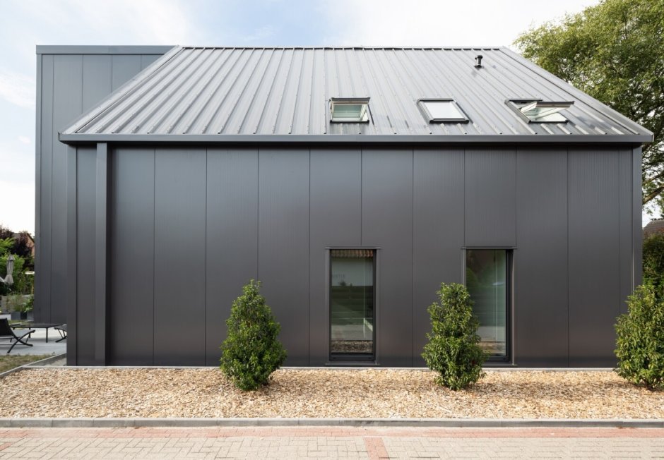 Sandwich Panel House