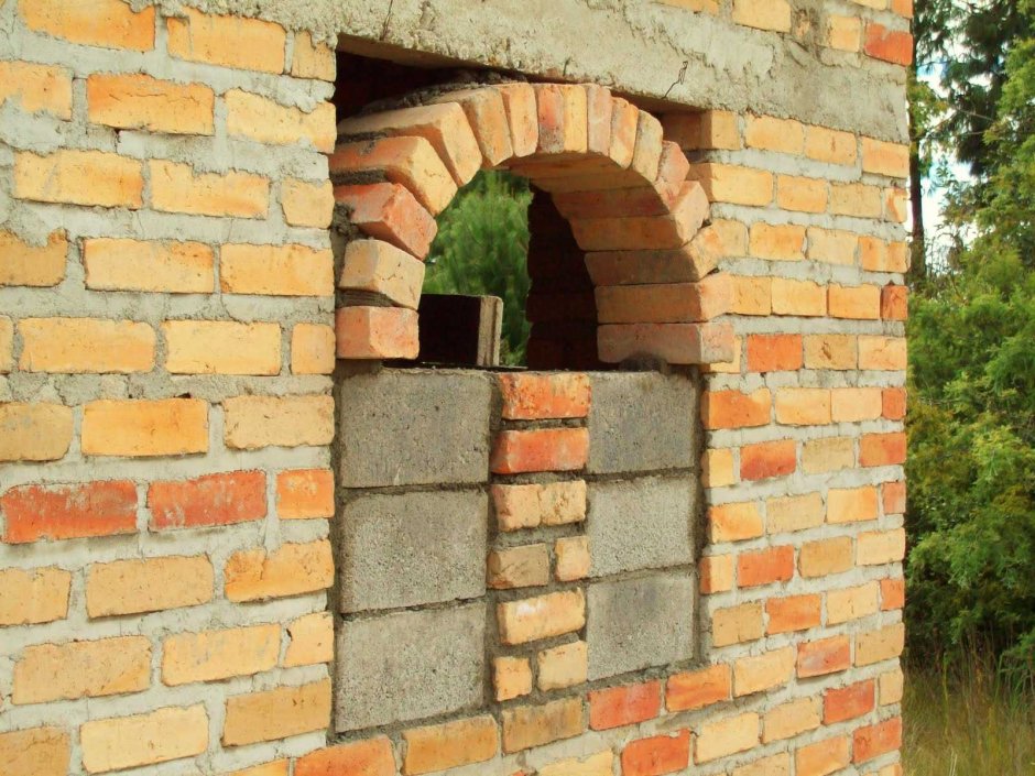 Кладка арки из кирпича