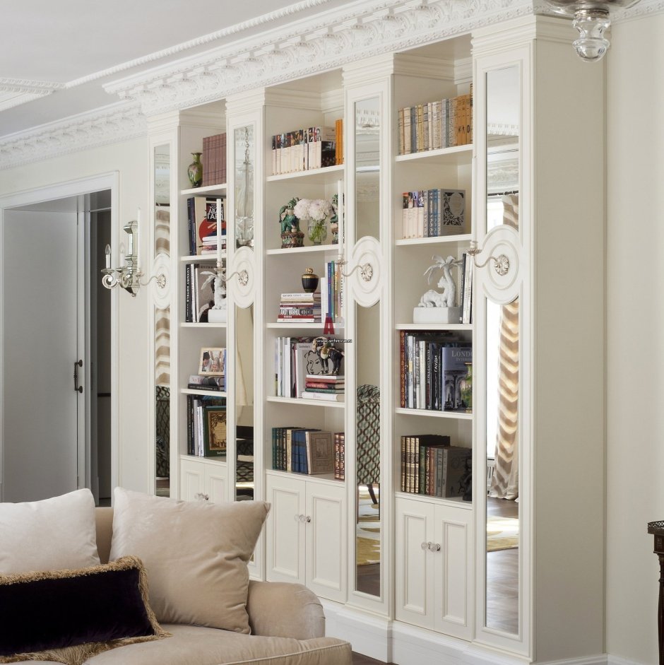 Дизайн гостиной с книжными шкафами