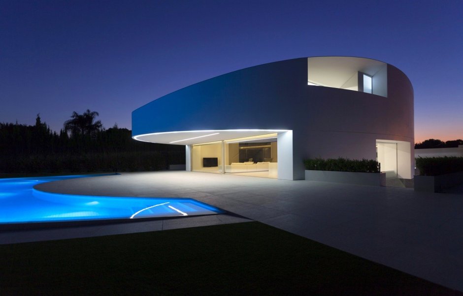 Balint House fran Silvestre arquitectos