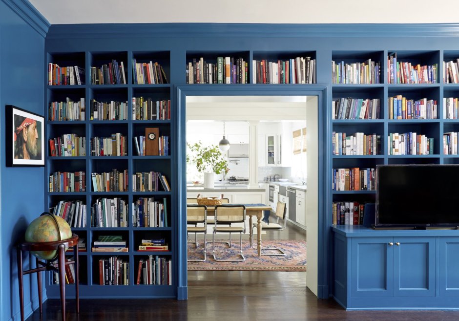Красивые книжные полки