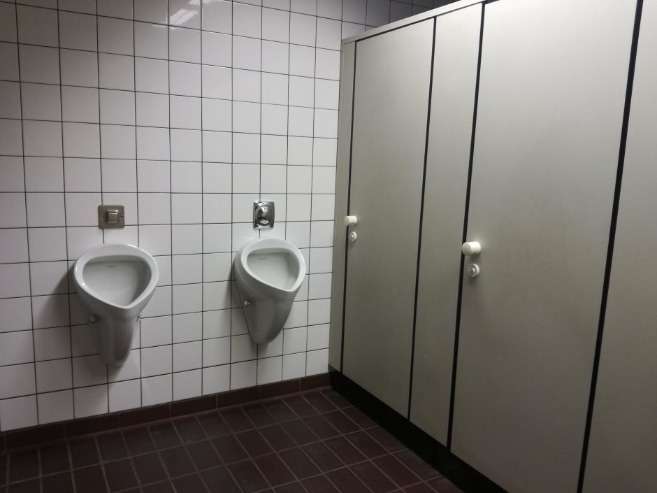 Туалетные кабинки в армии