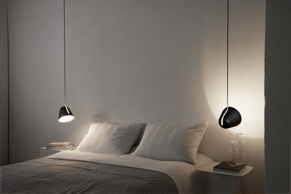 Подвесные светильники в спальне