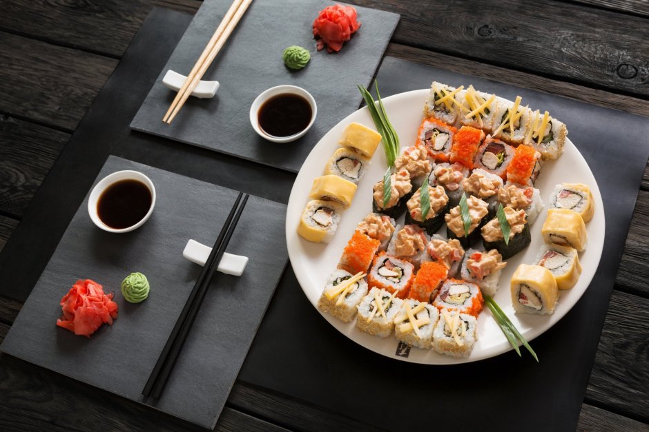 Японская кухня суши и роллы