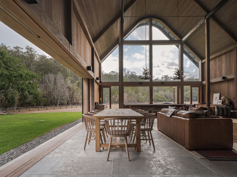 Проект бюро Paul Uhlmann Architects.