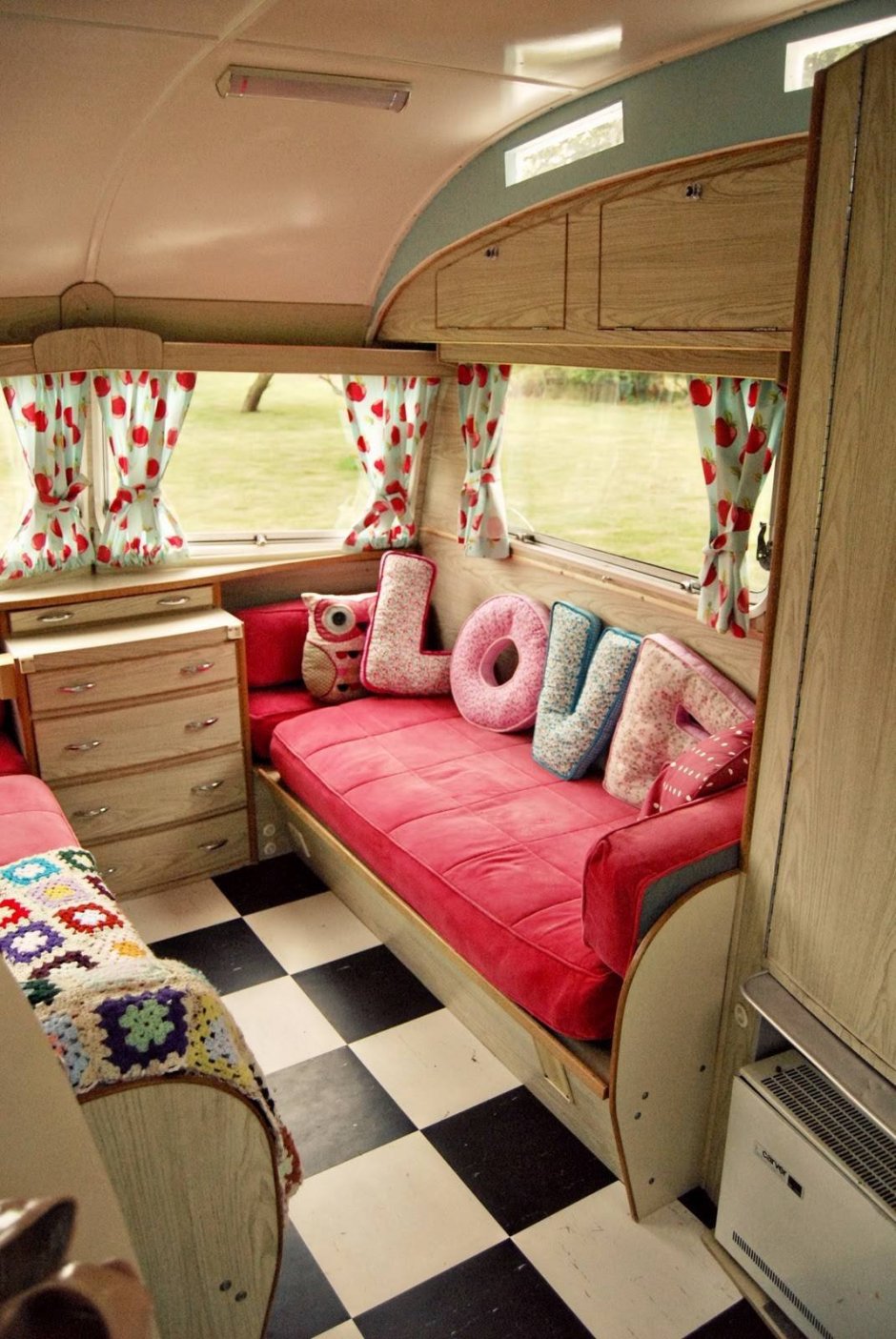 Vintage Caravan Camper