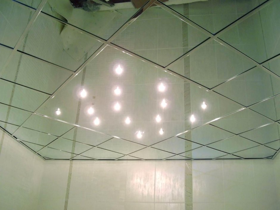 Зеркальные потолки Армстронг в ванну