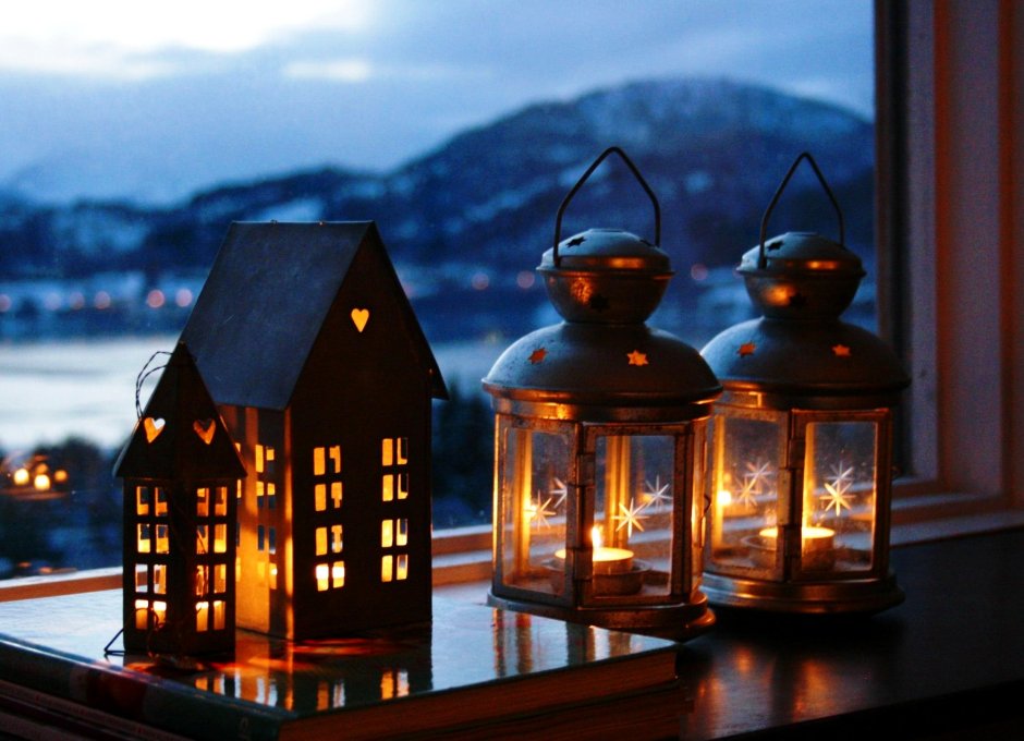Подсвечник-домик высокий "Christmas Delight"