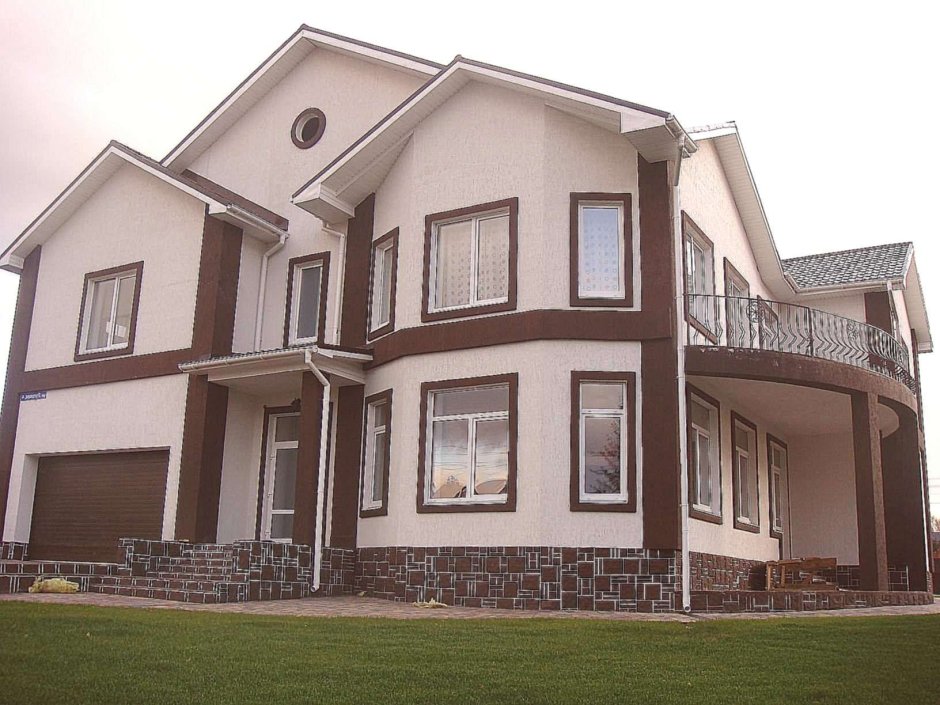 Красивый штукатурный фасад