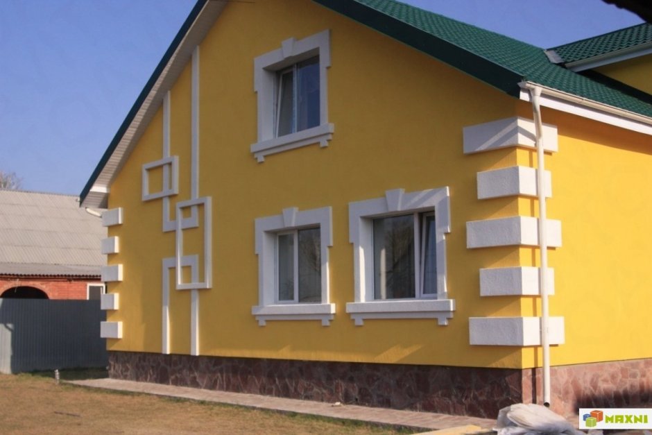 Дом с мокрым фасадом