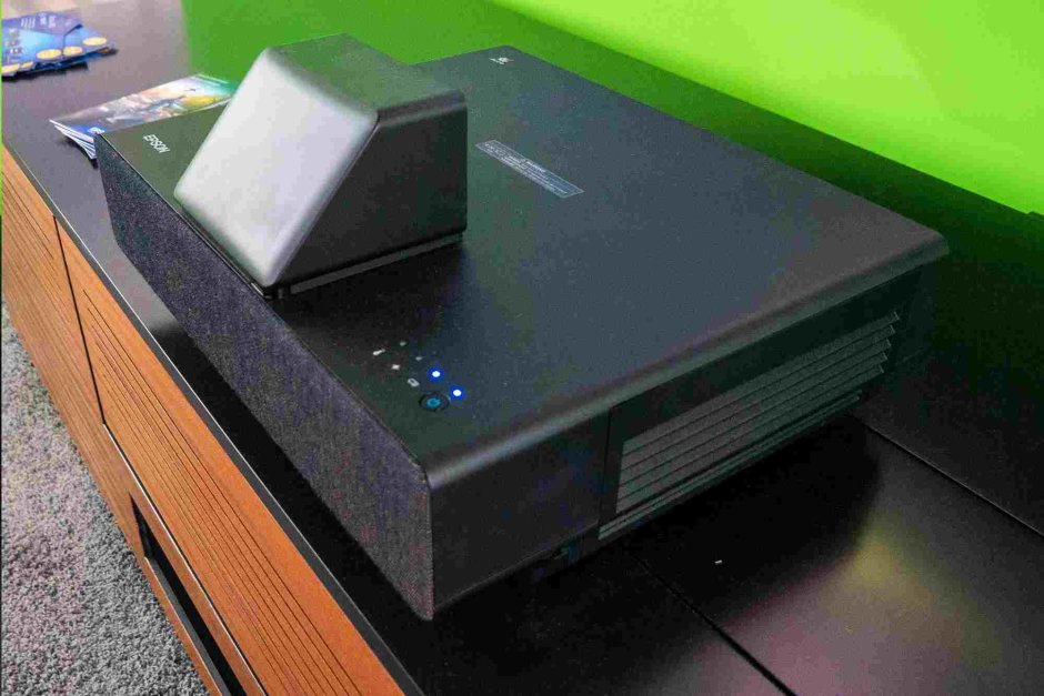 Проектор Epson eh-ls500w