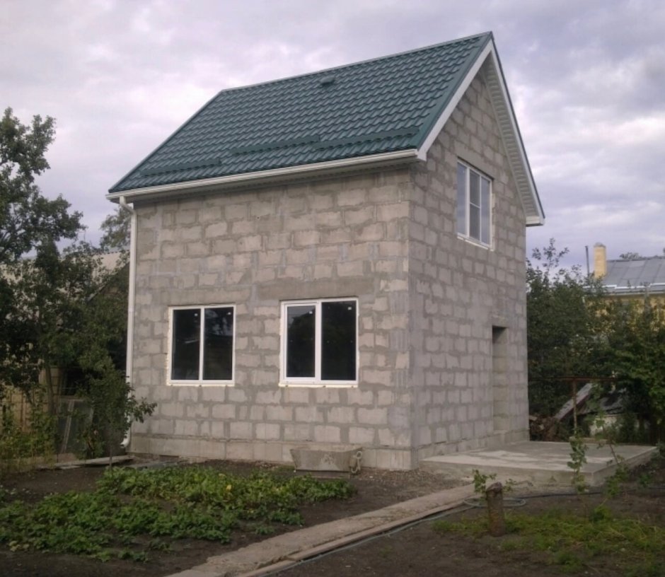 Дачный дом из пеноблоков