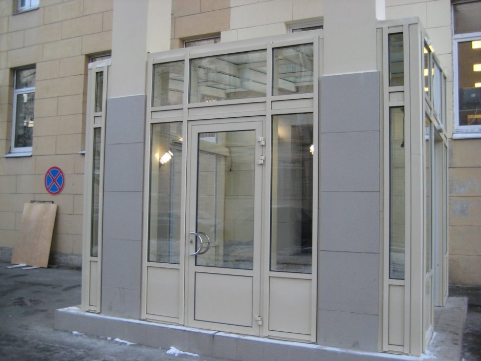 Алюминиевая дверь 800x2300 мм.
