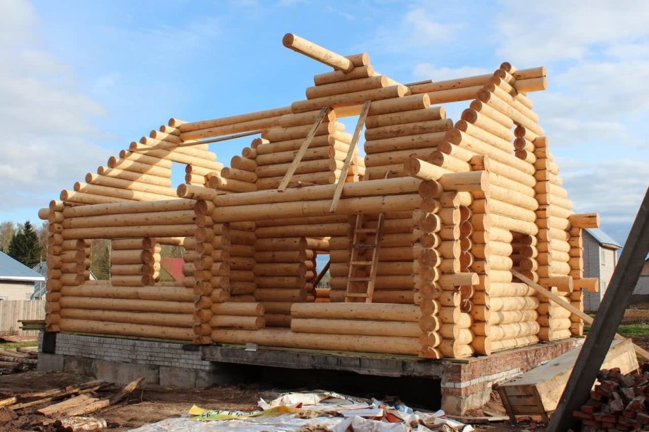 Постройки из бревна