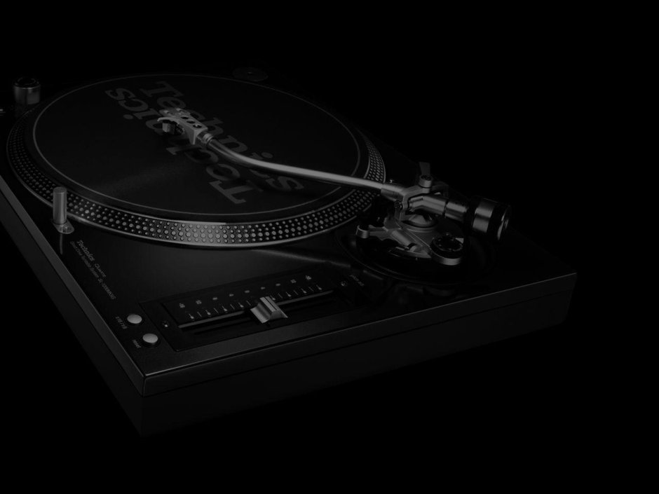 Виниловый проигрыватель DJ 80е