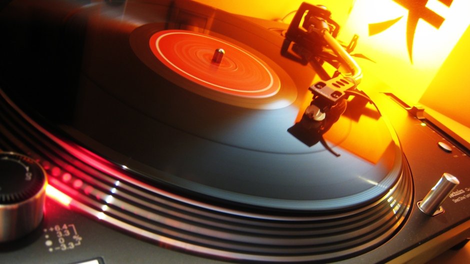 Onkyo Vinyl LP Turntable