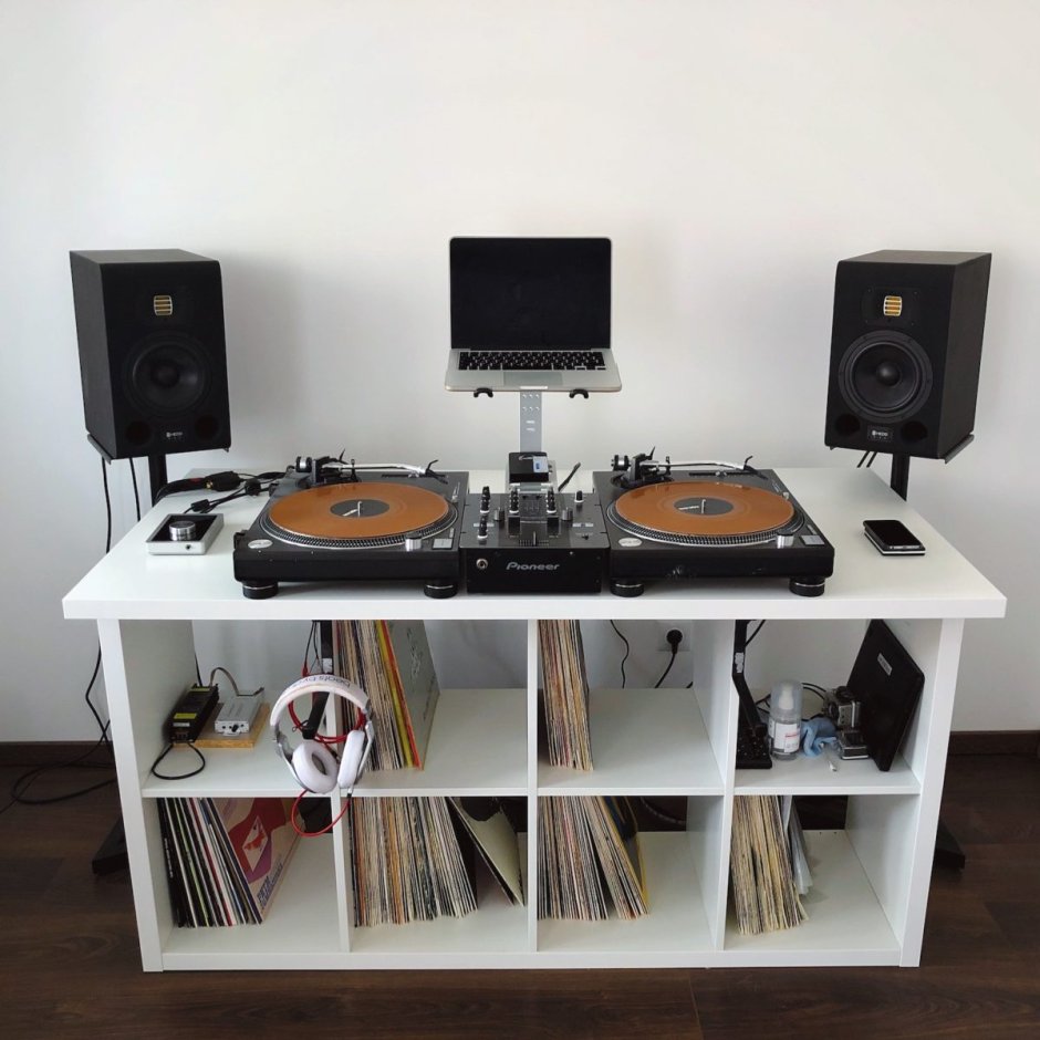 DJ стол из ikea