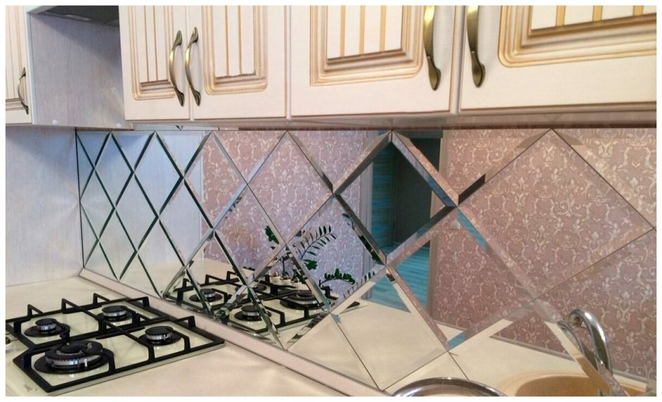 Фартук из зеркальной плитки
