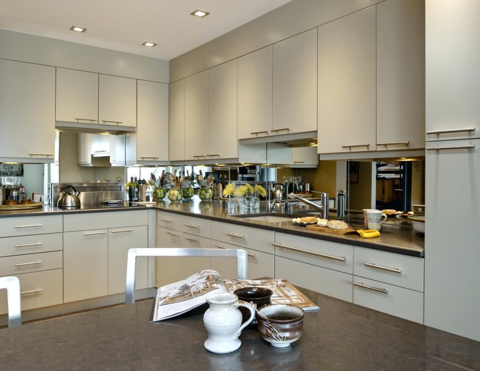 Зеркальный фартук