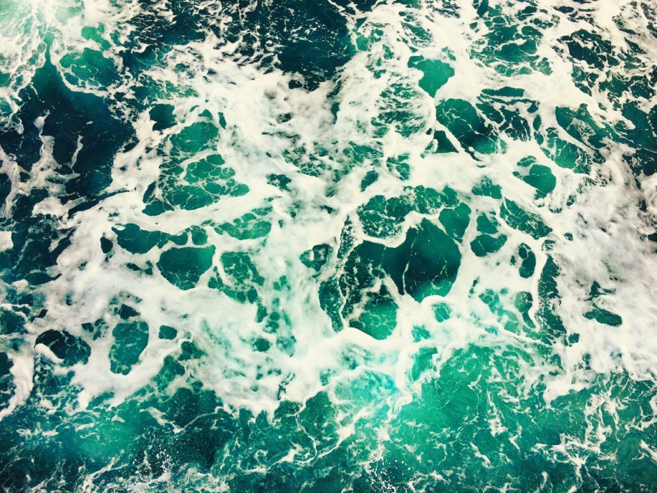 Вода сверху