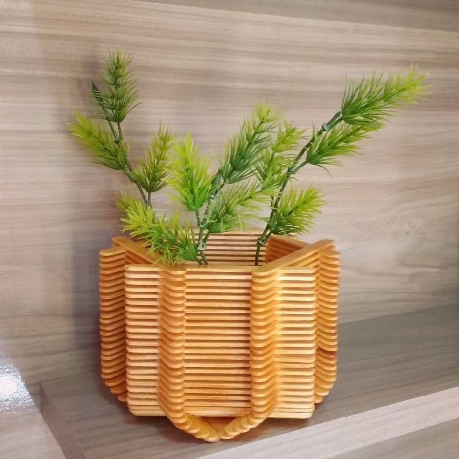 Горшок из палочек для суши