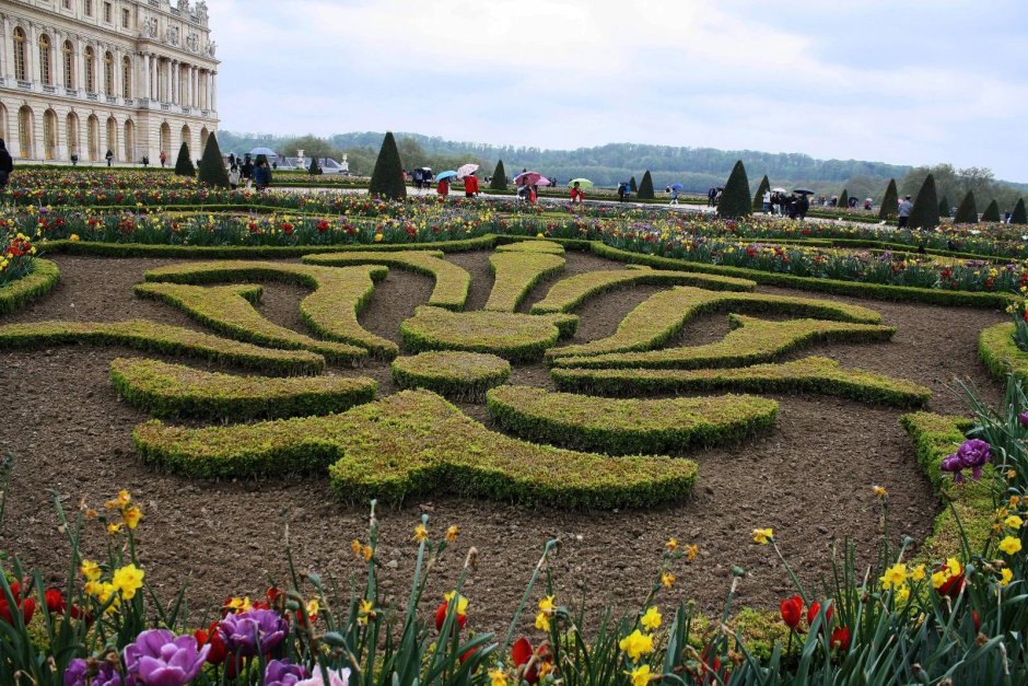 Садовый партер Версальского дворца