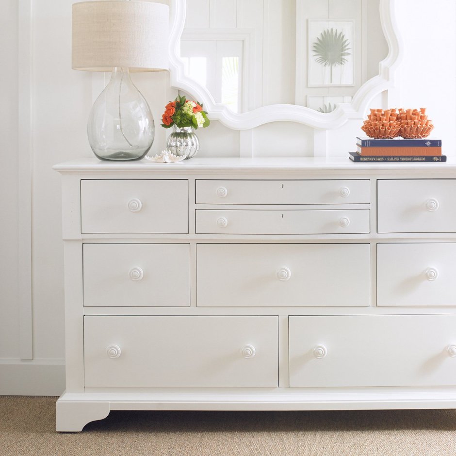 Комод (белый)