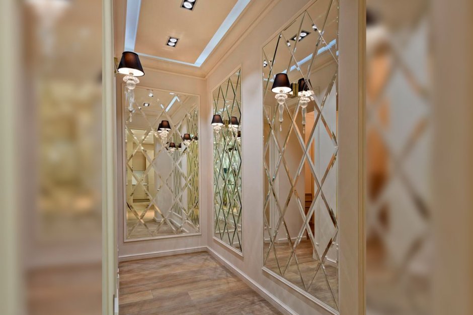 Зеркальные панели на стену в коридор