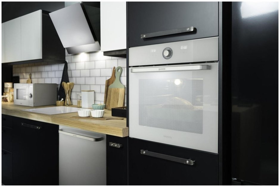 Духовой шкаф Gorenje bo76syb