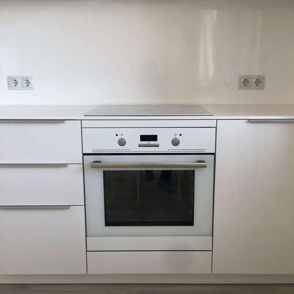 Электрический духовой шкаф Electrolux EZB 52410 AK