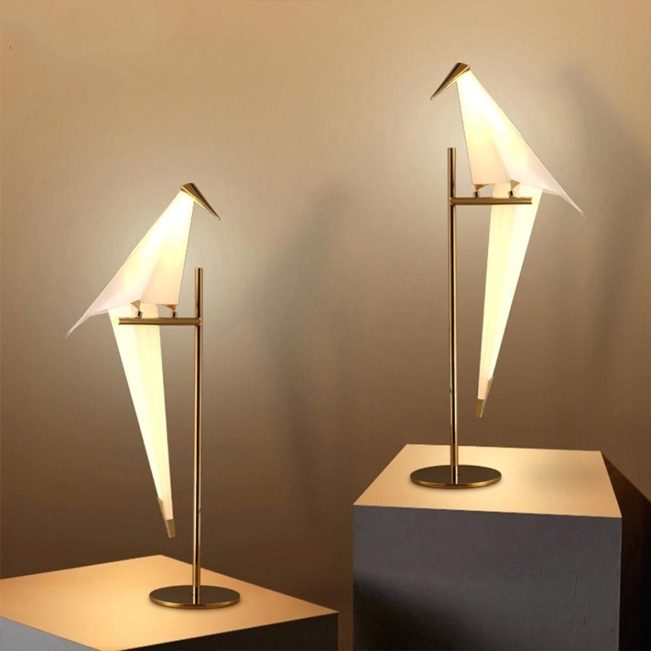 Настольный светильник Modern Table Light