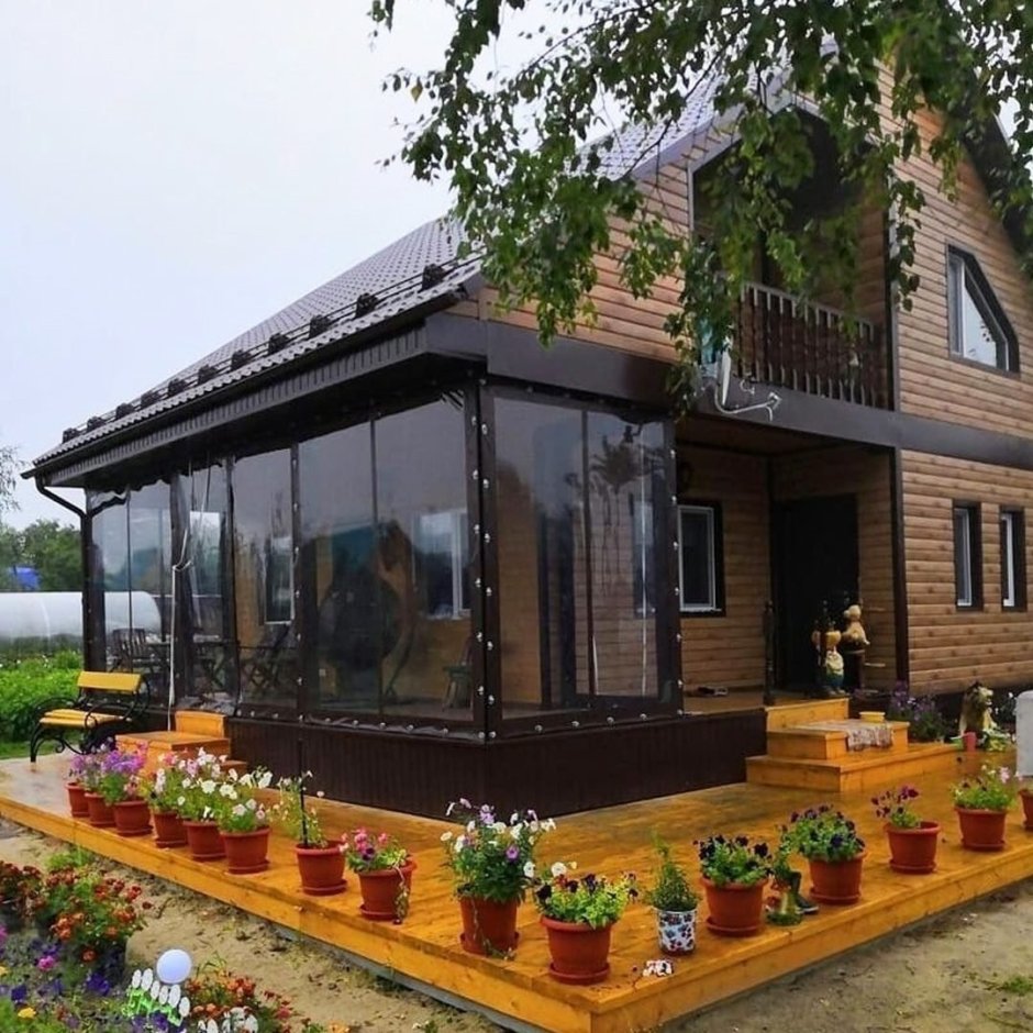 Красивые дачные домики с террасой