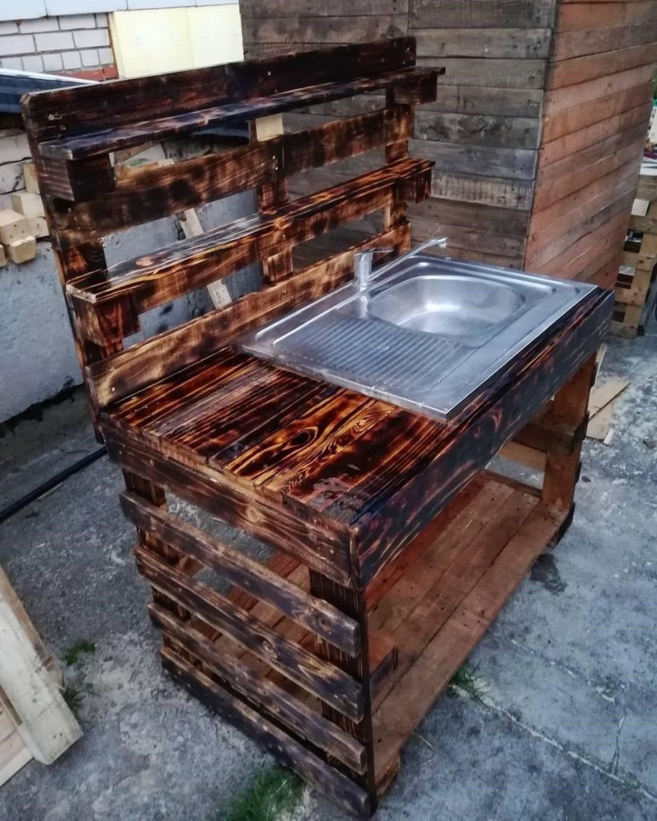 Мойка из паллет для дачи