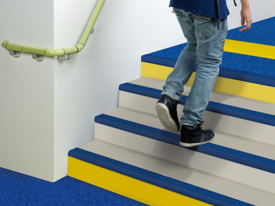 Покрытие лестничных ступеней
