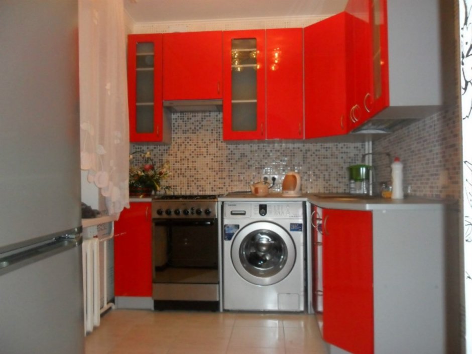 Кухонные гарнитуры со стиральной машиной