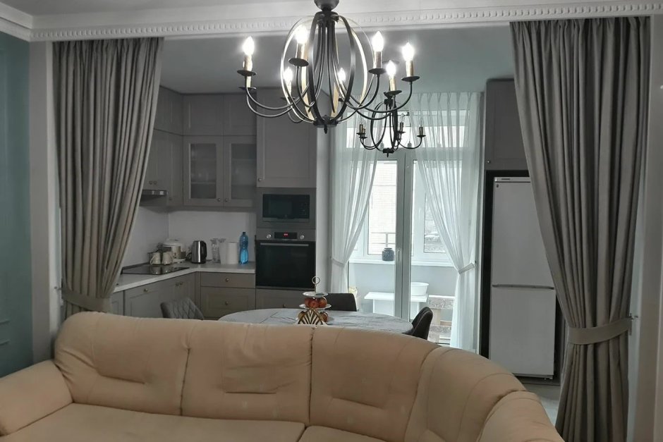 Зонирование кухни шторами
