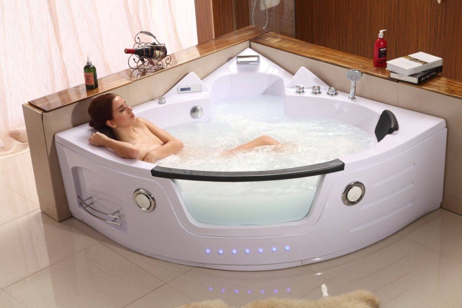 Ванна джакузи (Jacuzzi Sharp Extra)