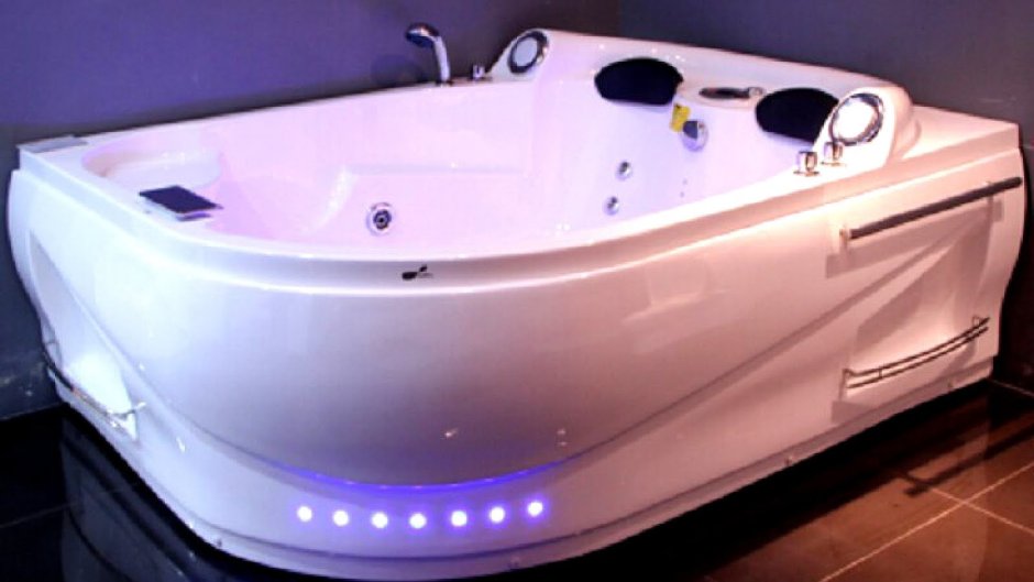 Ванна Jacuzzi