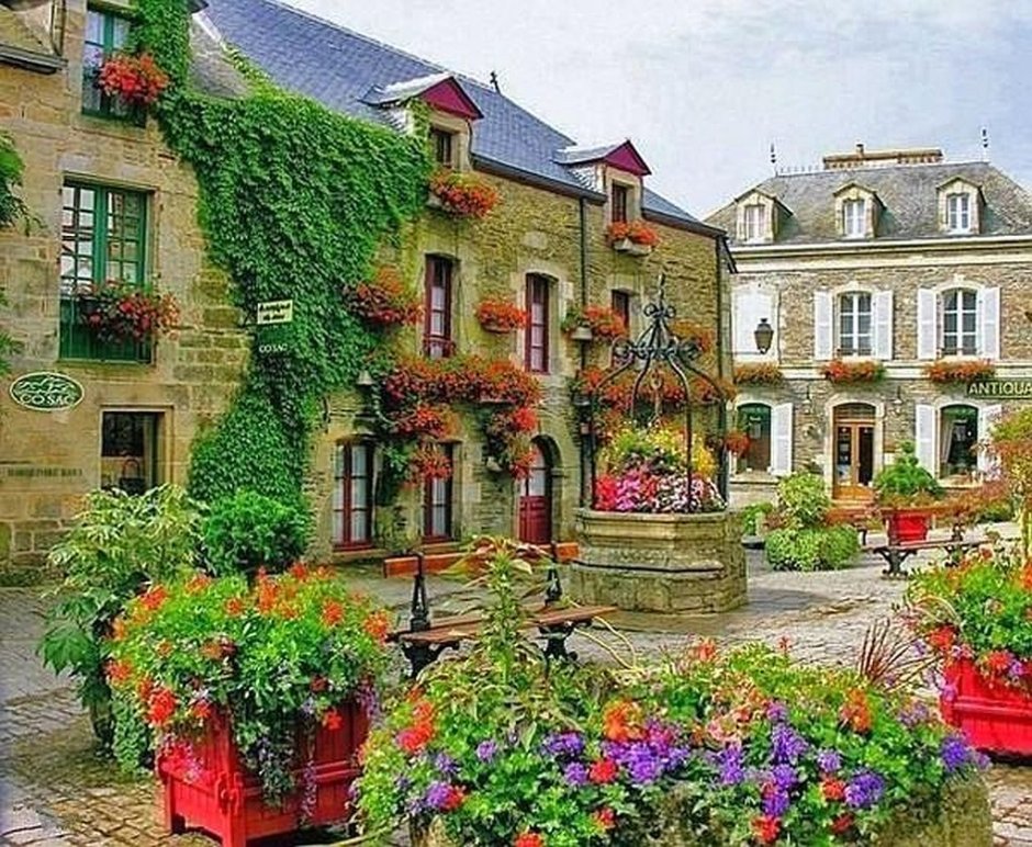 Улица Бретань Париж