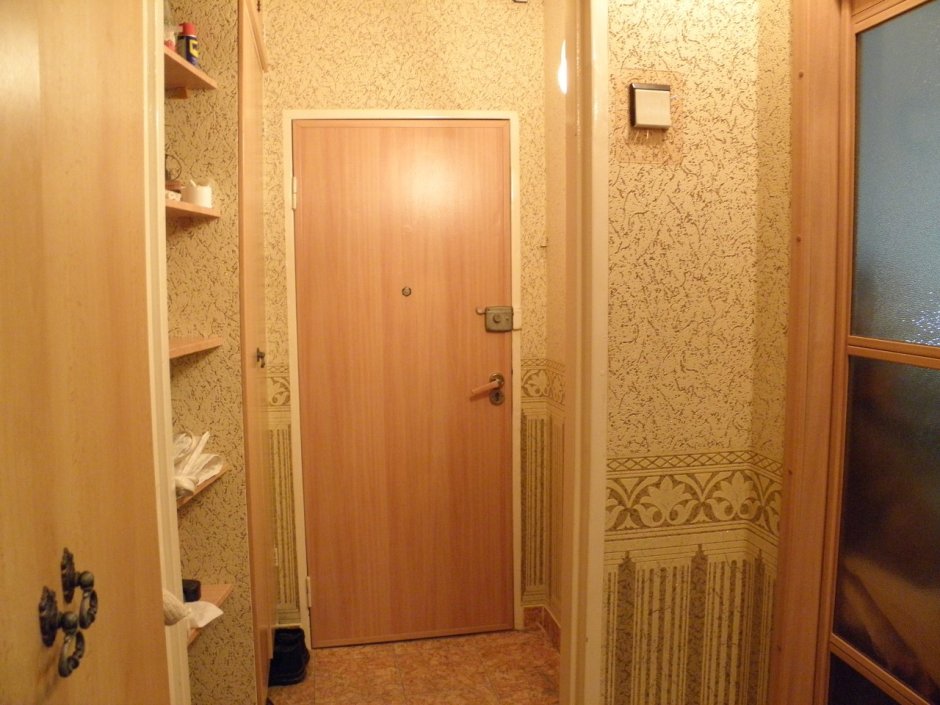 Прихожая в обычной квартире